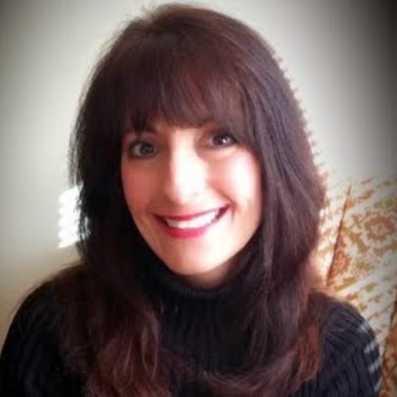 Meet your Posher, Adrienne - Picture 1 of 1